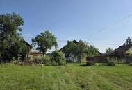 Sonniges Baugrundstück in zentraler Lage mit Abbruchhaus