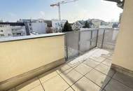 4 Zimmer - DG - Wohnung mit 2 Bädern und 8m² Terrasse! Weitblick! Hochwertige Ausstattung!