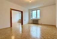 HELLE 3-ZIMMER WHG 5. LIFTSTOCK!