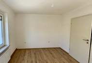 Aktuell in Sanierung! Einladende 3-Zimmerwohnung mit lichtdurchfluteten Räumen, traumhaftem Grünblick und vielseitiger Raumgestaltung in hervorragender Lage!