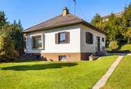 Grünes Refugium mit Bungalow in begehrter Lage