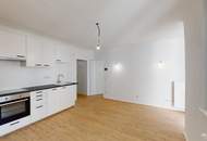 Helle, neu renovierte 2-Zimmer-Wohnung mit Loggia in Toplage beim Yppenplatz