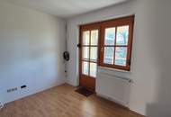 "In Kaufabwicklung" ZWEIFAMILIENHAUS MIT VIELEN MÖGLICHKEITEN UND GROSSEM GRUNDSTÜCK