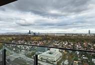 INVESTORS WATCH OUT! Magnificent skyline view + pool on the roof = excellent lifestyle!