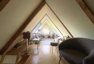 TRAUMGRUNDSTÜCK - 3000 m² völlige IDYLLE mit renovierungsbedürftigem LANDHAUS !