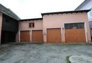 2 Wohnhäuser plus 7 Garagen