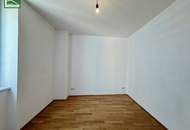Großzügige 2-Zimmer Wohnung inkl. Einbauküche und Loggia - ab Oktober beziehbar!