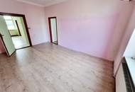 Hier entsteht, was du draus machst! Entzückende Altbauwohnung - Selbst Gestalten! Sanierungsbedarf! U-Bahn ums Eck + Traumhaft renoviertes Altbauhaus + Optimalste Infrastruktur und Anbindung!