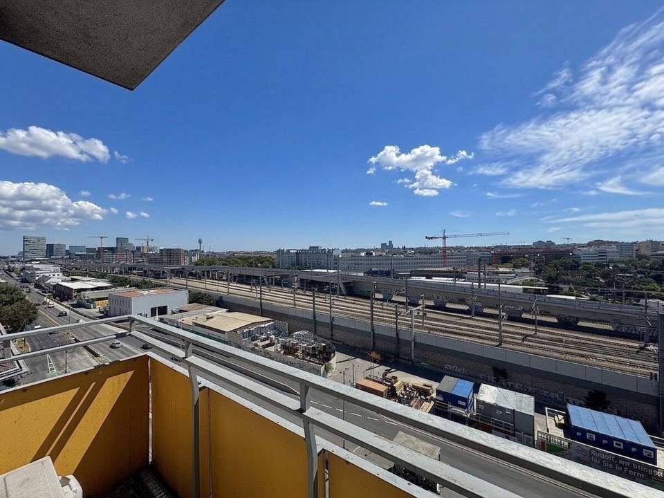 GROSSES POTENTIAL I Fernblick über die Dächer Wiens I 9. Stock I Balkon I Nähe Hauptbahnhof