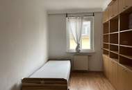 3-Zimmer mit separater Küche im 3en Stock ohne Lift: teilmöbliert!