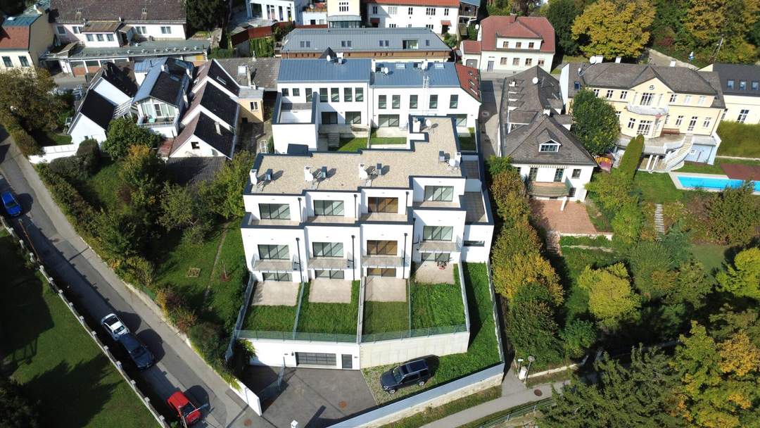 EXKLUSIVES TOWNHAUS AUF EIGENGRUND IN WEIDLING – NATURNAHES WOHNEN MIT STIL