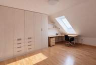 RARITÄT in TRAUMLAGE: in dieser klimatisierten DG-Wohnung mit 15m² Terrasse wohnt die Kreativität!