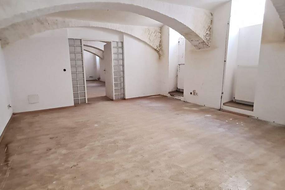 HILLERSTRASSE, straßenseitige 86 m² Lagerfläche oder Hobbyraum, 2 Räume, Parkettböden, Kellergeschoß, Gewerbeobjekt-miete, 498,82,€, 1020 Wien 2., Leopoldstadt