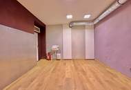 Frequenz-Standort deluxe! 35 m²-Geschäftslokal in der Herzog-Leopold-Straße | Retro-Portal mit breiter Fensterfläche | Sofort anmietbar