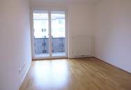 Großzügig geschnittene 4-Zimmer-Wohnung mit 12m² Balkon, 2 Bäder/2WCs