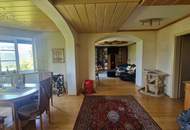 Wohnhaus in traumhafter erhöhter Aussichtslage mit Panoramablick in das Rosental Großes Grundstück