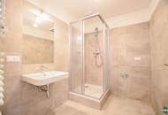 Erstbezug nach Sanierung: Charmante 2-Zimmer-Dachgeschoßwohnung mit Top-Lage