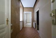 HOFRUHELAGE mit GRÜNBLICK | Sanierungsbedürftiger Altbau | Ca. 8,5 m² Balkon-Option (baubewilligt) | Nähe Einsiedlerpark, U4 Margaretengürtel, künftiger U2-Station Reinprechtsdorfer Straße