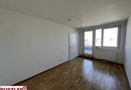 Helle 2-Zimmer-Wohnung mit großer Dachterrasse
