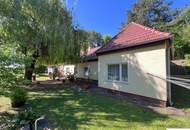 Großes Grundstück mit Haus in außergewöhnlicher Waldrandlage
