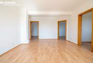 Familientraum mit Badeteich