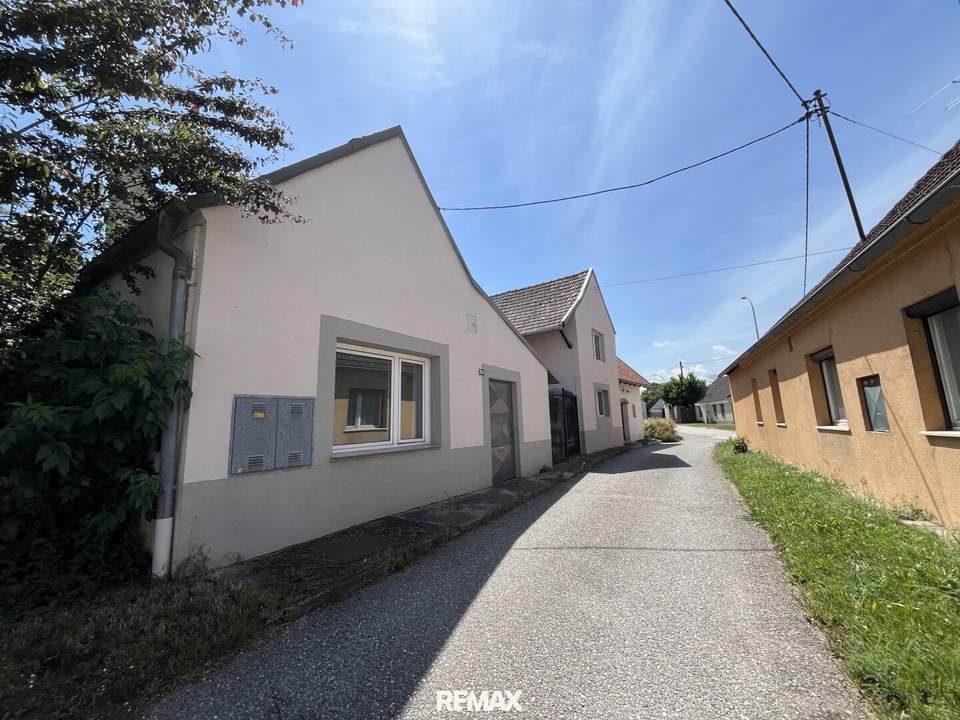 Wohnen mit Charme – rund um den gemütlichen Innenhof!