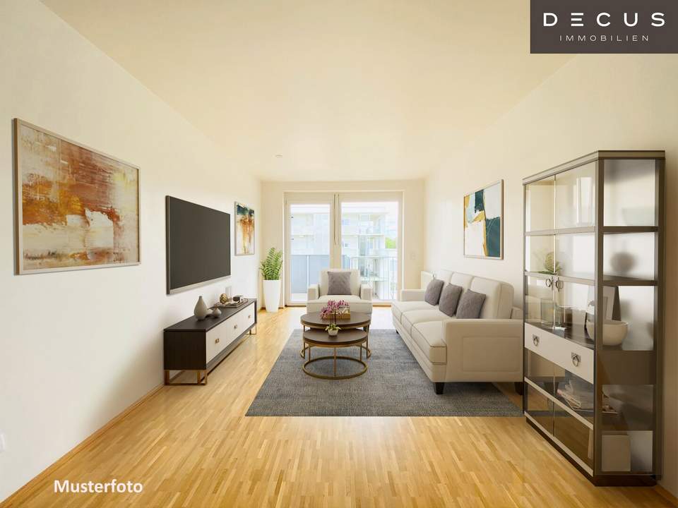 | RUHIGE LAGE | BALKON | 2-ZIMMER WOHNUNG