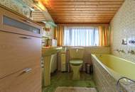 Idyllisches Landhaus in Wohnsiedlung am Waldesrand mitten im Triestingtal, südliches Bergland vor Wien