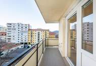 Familienwohnung mit 5 Zimmer, 2 Balkone und allgemeine Dachterrasse!