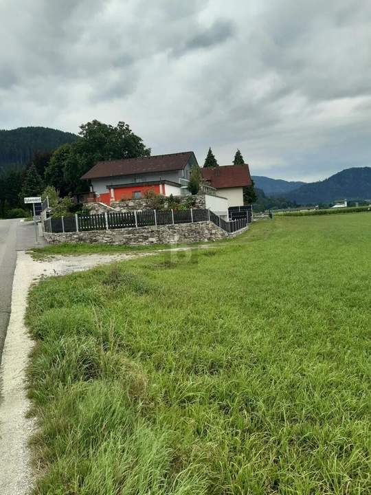 LANDHAUSVILLA MIT WELLNESSOASE