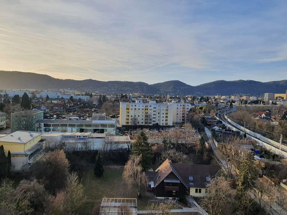 Anleger aufgepasst-unbefristet, vermietete 3-Zimmer Wohnung mit Balkon!