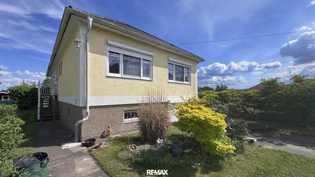 Charmanter Bungalow in Dürnkrut mit Garten und Biotop