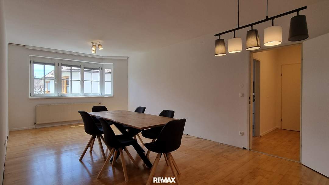 Gemütliches Zuhause mit 2 Zimmern & Tiefgaragenplatz – Nähe Mühlbach