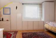 Einfamilienhaus mit Gartenparadies und Bächlein im Herzen von Walding