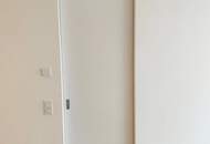 Zentral gelegen und doch ruhig: Hofseitige, moderne 2-Zimmerwohnung mit Balkon!