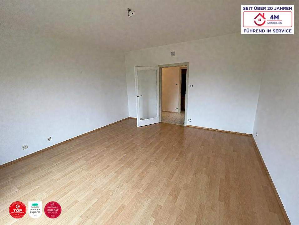 Zuhause zwischen Stadt und Park-helle 2 Zimmer Wohnung