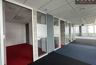 + + + BÜROS MIT AUSBLICK + + + IM SATURN TOWER + + +