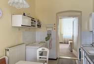 Charmantes Einfamilienhaus mit großem Potenzial und völlig ruhigem Garten | ZΞLLMANN IMMOBILIEN