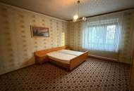 Bauernhaus mit Nebengebäude im Pinkatal