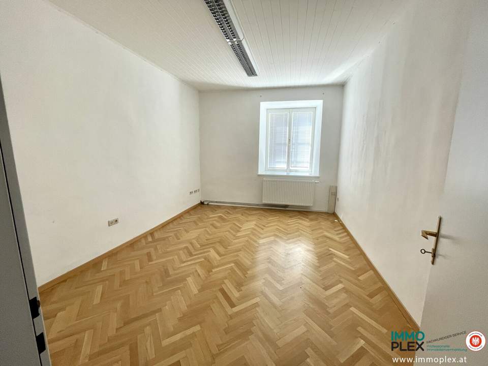 84m2 Büro/Kanzlei/Praxis in frequentierter Lage, im Zentrum von HORN zu mieten!