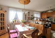 GERÄUMIGES ECKREIHENHAUS MIT GROSSEM GARTEN IN IDYLLISCHER LÄNDLICHER LAGE