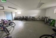 UNBEFRISTET! Geräumige Genossenschaftswohnung mit Loggia mit Hofblick!