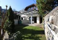 Ein- Zweifamilienhaus mit Einliegerwohnung Garage und 3 Carport