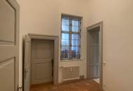Herrschaftliches Wohnen im Schloss 138 m² 4 Zimmer Warmmiete!