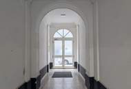 Helle 4-Zi-Wohnung für sportliche im Dachgeschoss - WG-geeignet - auch für Musiker