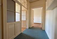 Charmante Altbauwohnung im Herzen von St. Leonhard- ideale Raumaufteilung und gemütlicher Innenhofbalkon