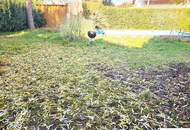 Einfamilienhaus mit großem Grundstück, 2 Eingängen, Grenze zu Wien