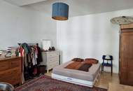 " 3-Zimmer-Altbauwohnung mit moderner Wohnküche & Schwedenofen nahe Yppenplatz!"