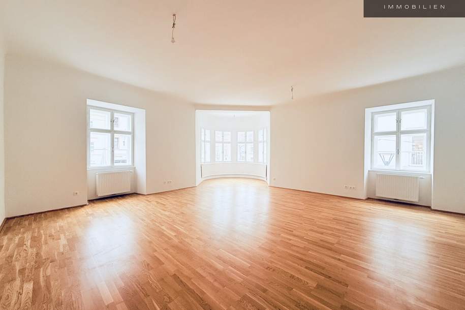 PRESTIGE ARZTPRAXIS/ BÜRO | FRISCH RENOVIERT | DIREKT AM HAUPTPLATZ, Gewerbeobjekt-miete, 1.773,47,€, 2700 Wiener Neustadt(Stadt)