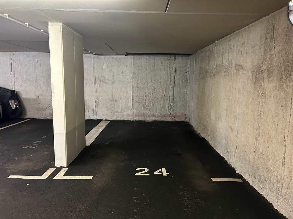 Garagenplatz in der Koflergasse in 1120 Wien